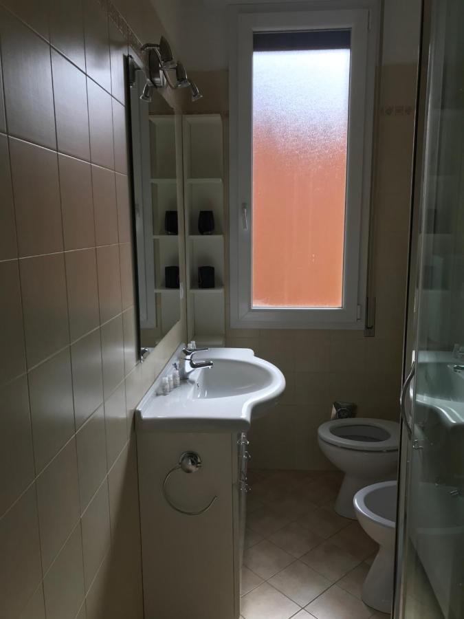 Apartment Near Historic Center With Bicycles Болоня Екстериор снимка